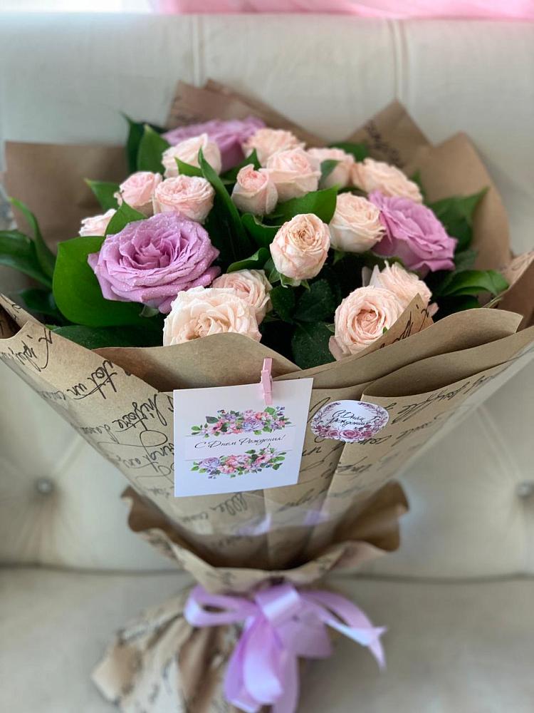 Букет розовая сирень в Петропавловске-Камчатском Букет цветов из: Розы в Петропавловске-Камчатском