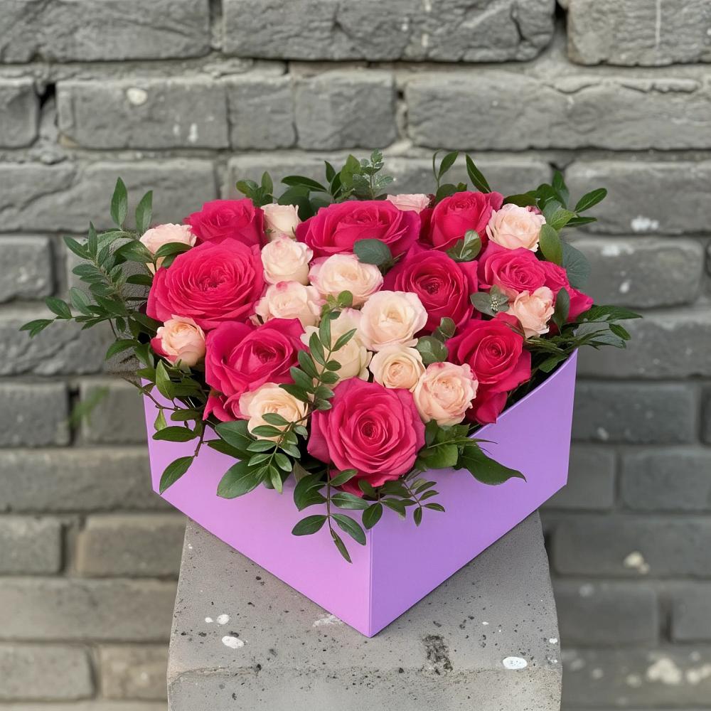 Композиция моя любовь в Петропавловске-Камчатском Цветочная композиция из Розы в коробке в Петропавловске-Камчатском