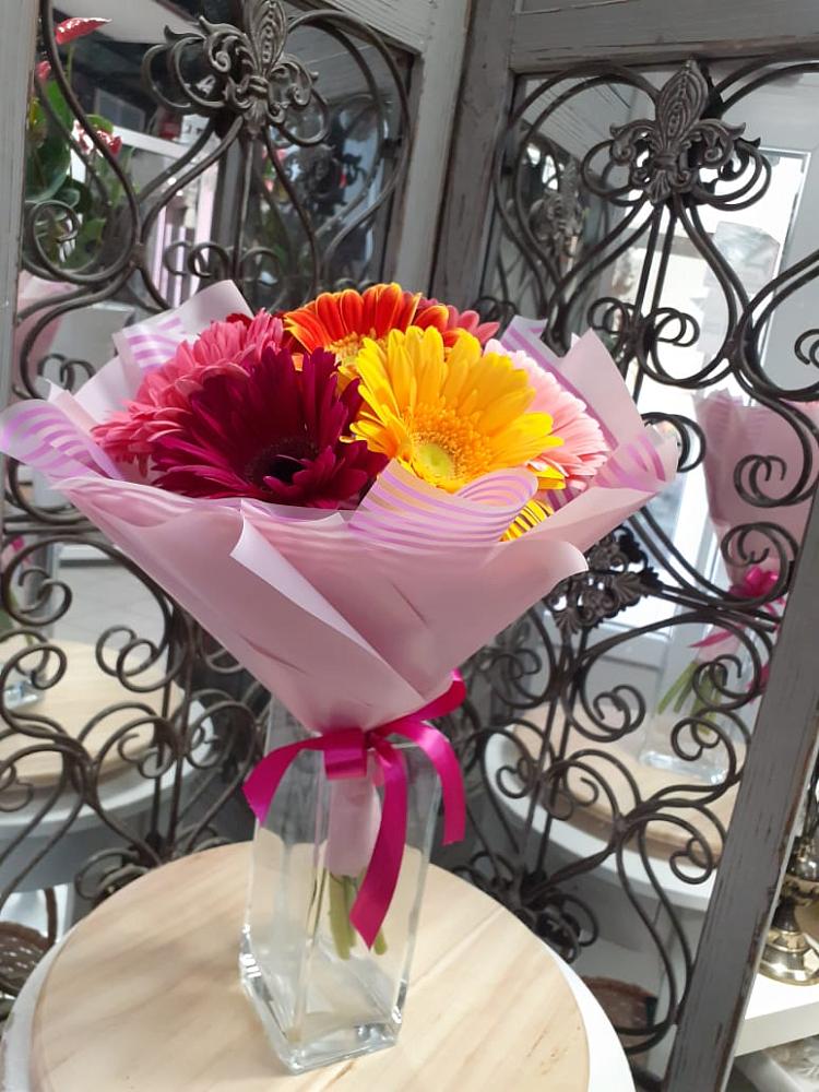 Букет радуга в Петропавловске-Камчатском Букет цветов из: Герберы в Петропавловске-Камчатском