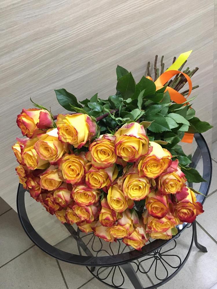 Желтые розы  в Петропавловске-Камчатском Букет Желтые розы в Петропавловске-Камчатском