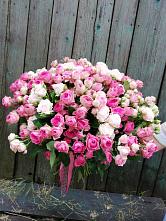 Розовые кустовые розы Натали и Лав Лидия в Петропавловске-Камчатском Букет Розовые кустовые розы Натали и Лав Лидия в Петропавловске-Камчатском
