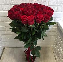 Красные розы Гран При в Петропавловске-Камчатском Букет Красные розы Гран При в Петропавловске-Камчатском