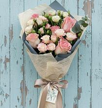 Букет нежный и розовый #REPLACE_PRED# Петропавловске-Камчатском Букет цветов из:  Розы #REPLACE_PRED# Петропавловске-Камчатском