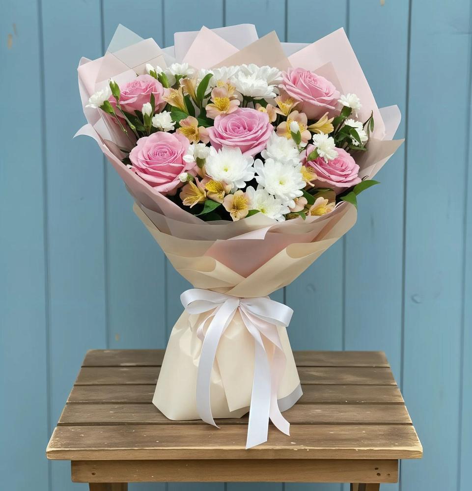 Букет французская меренга в Петропавловске-Камчатском Букет цветов из: Гвоздики, Орхидеи и Розы в Петропавловске-Камчатском