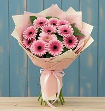 Букет пурпурно-розовый в Петропавловске-Камчатском Букет цветов из:  Герберы в Петропавловске-Камчатском